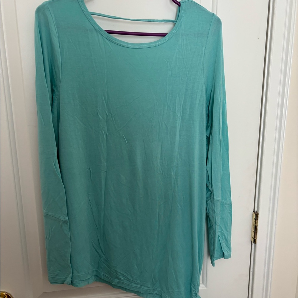 Olson Turquoise long sleeve Top by Prana women’s medium NWT